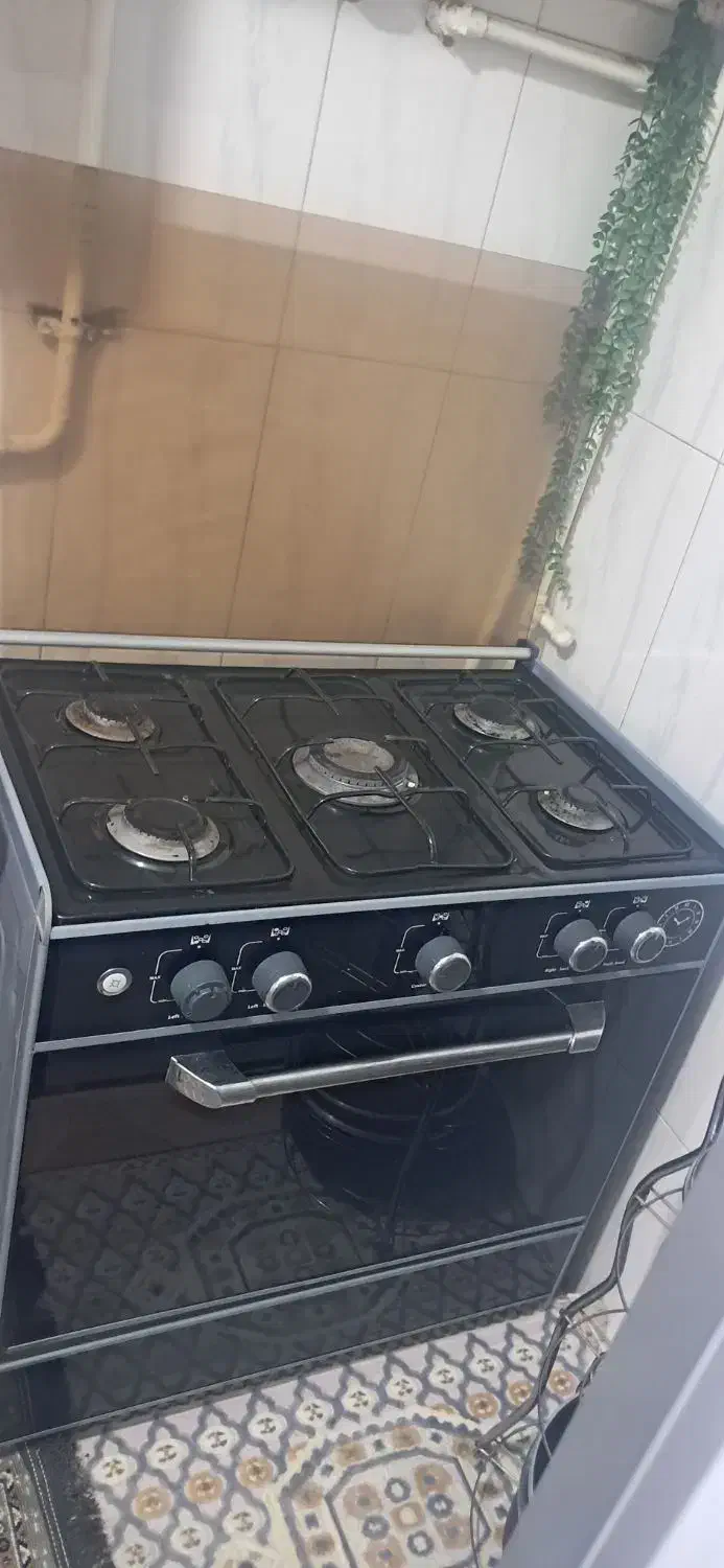 گاز در حد نو ۱ماه کارکرد بفروش میرسد|اجاق گاز و لوازم برقی پختوپز|گرگان, |دیوار