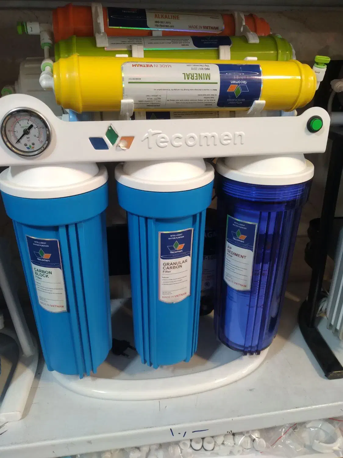 نصب وتعویض فیلتر وتعمیرو عیب یابی دستگاه تصفیه اب|آبسردکن و تصفیه آب|ارومیه, |دیوار