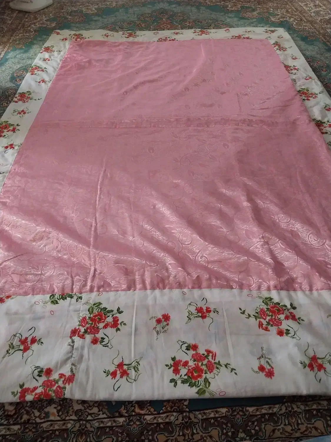 لحاف تازه تمیز|رختخواب، بالش، پتو|بندر انزلی, پردیس|دیوار