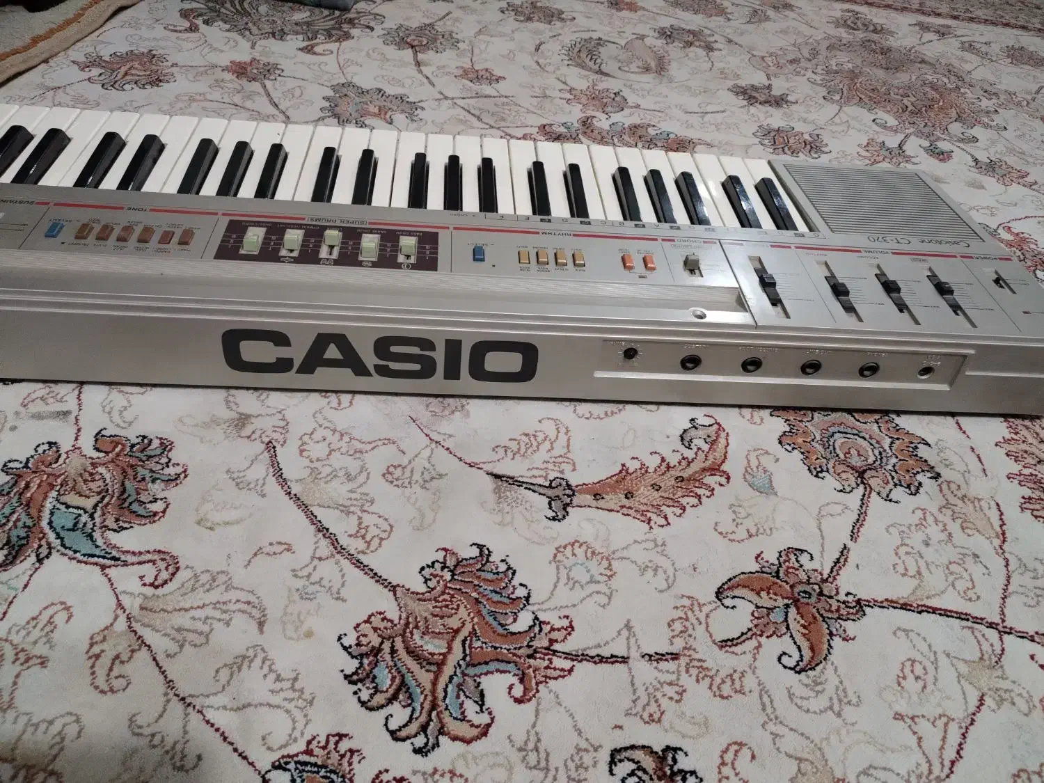 ارگ|پیانو، کیبورد، آکاردئون|اصفهان, دارک|دیوار