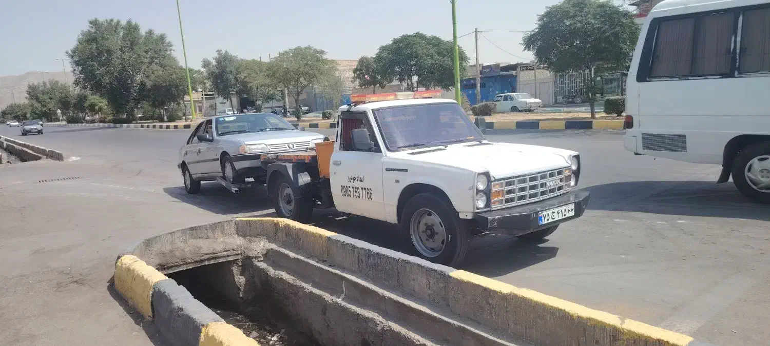 یدک کش و امداد خودرو مهدی|خدمات حمل و نقل|نجف‌آباد, امیرآباد|دیوار