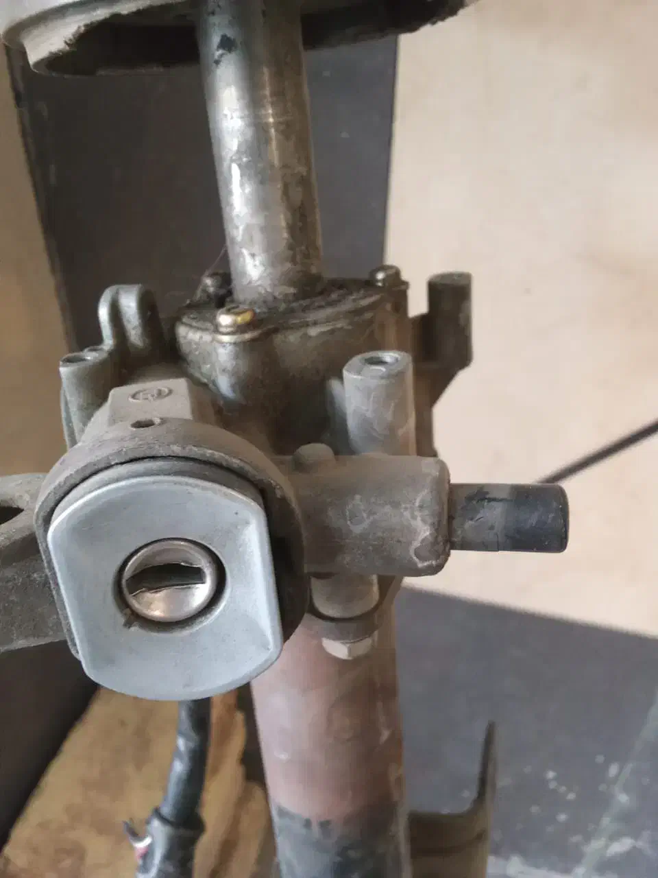 لوازم یدک فابریک تویوتا مدل 77|قطعات یدکی و لوازم جانبی|شهرضا, |دیوار