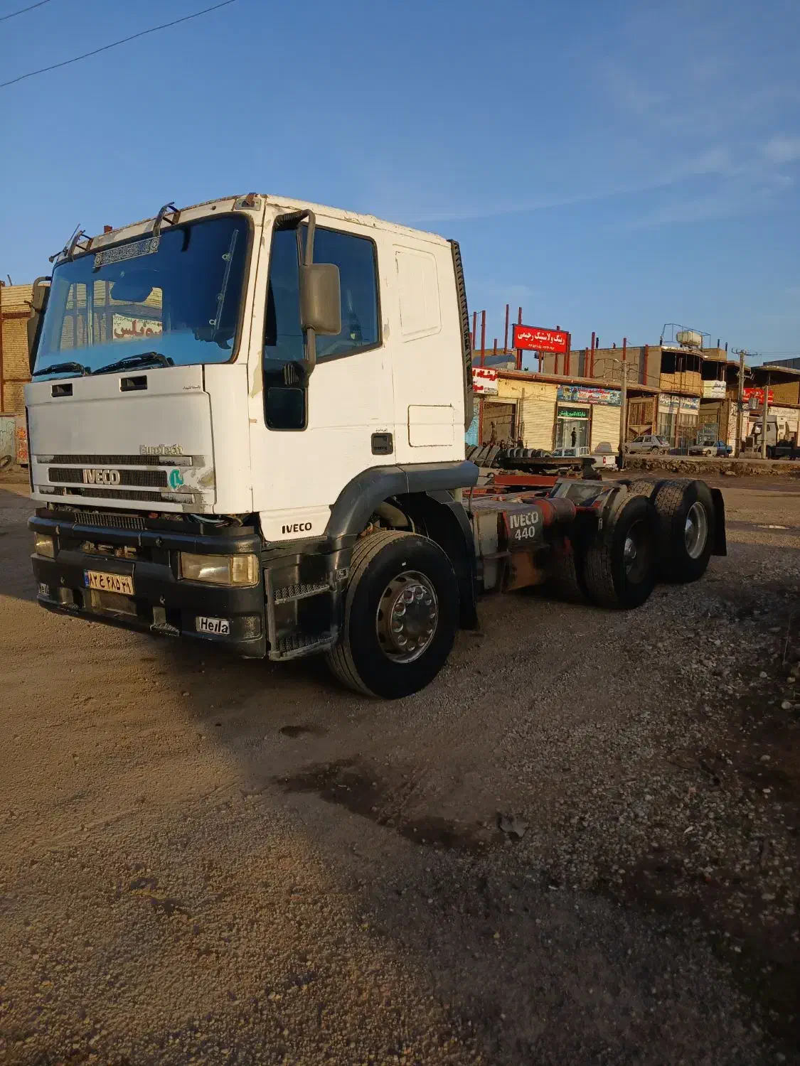 کشنده ایویکو۴۴۰|خودرو سنگین|خرمآباد, |دیوار