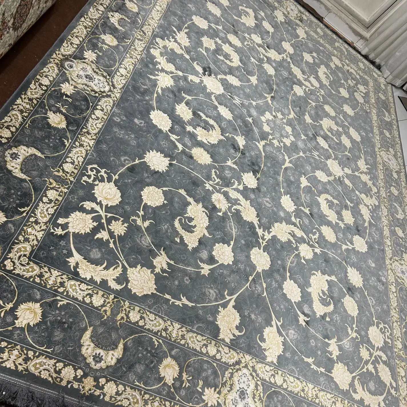 دو عدد فرش افشان ۹متری ۱۲۰۰ شانه درحد نو|فرش|تهران, شهید رجایی|دیوار