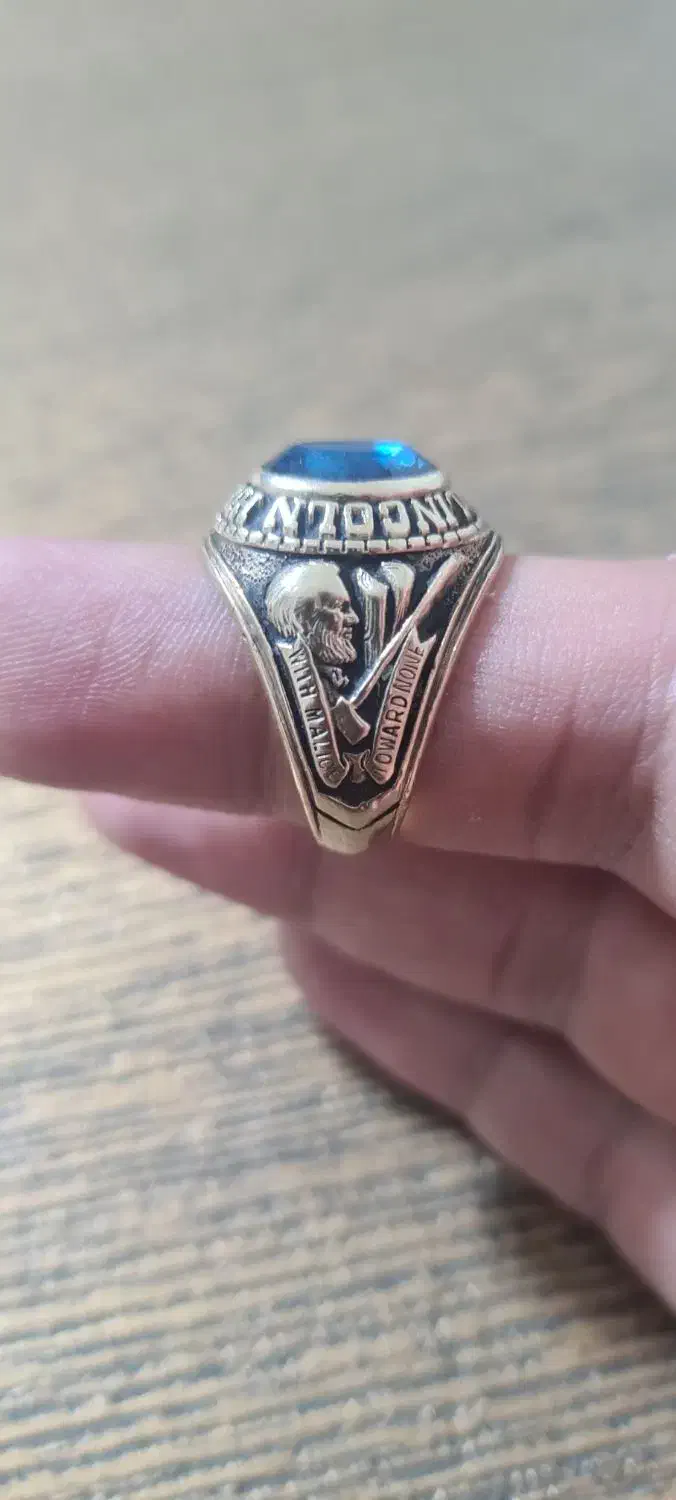 انگشتر دانشجویی آمریکایی|جواهرات|تهران, کاشانک|دیوار