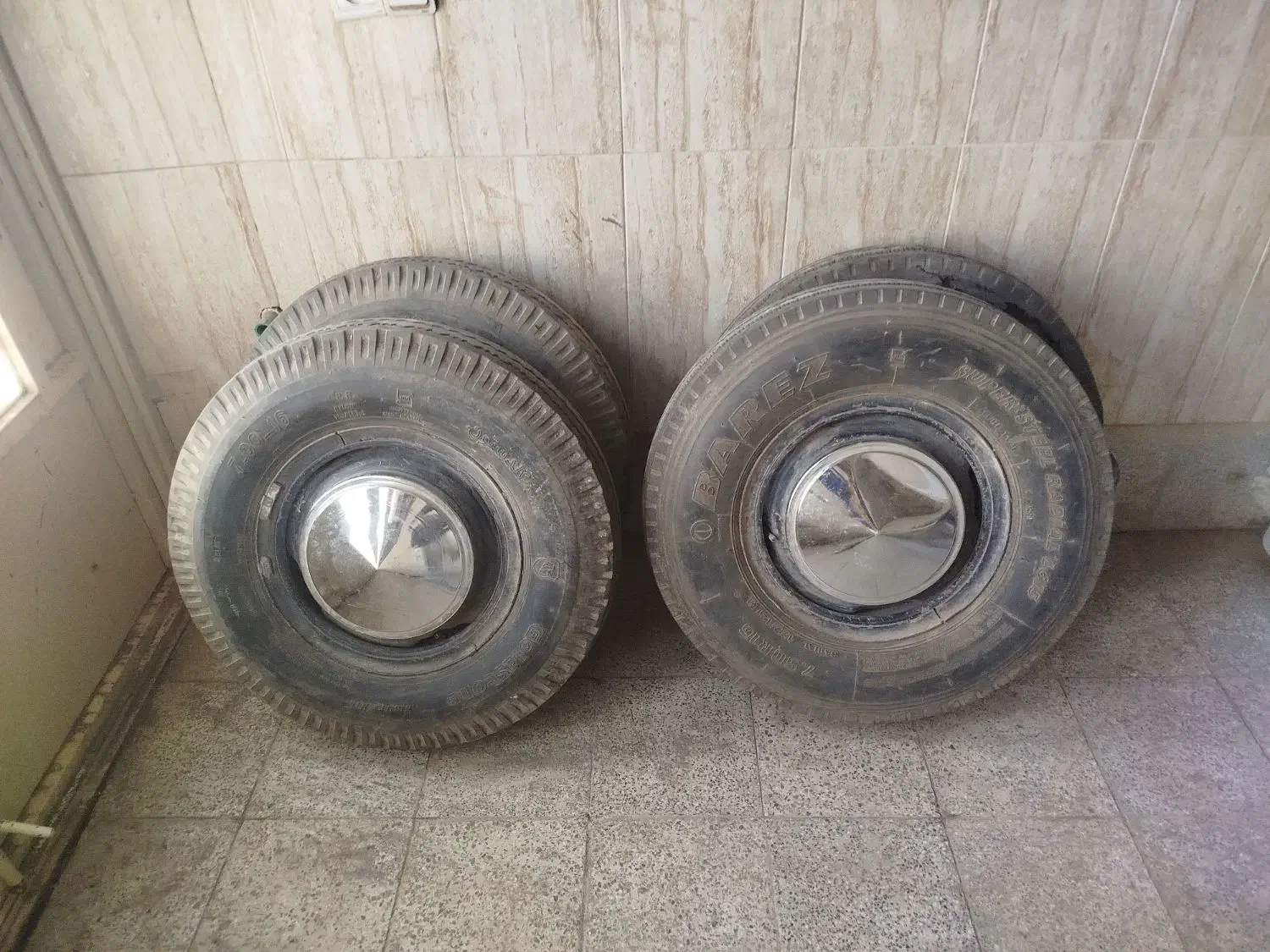 رینگ پلاستیک نیسان با نوار وتیوب|قطعات یدکی و لوازم جانبی|زاینده رود, |دیوار