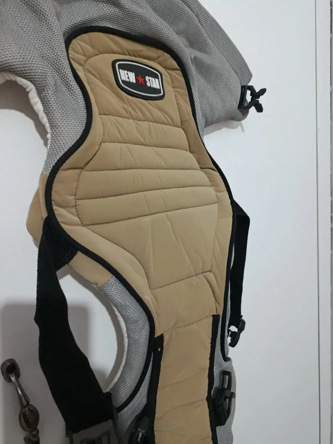 اغوشی چیکو|اسباب و اثاث بچه|محمدشهر, جعفرآباد|دیوار