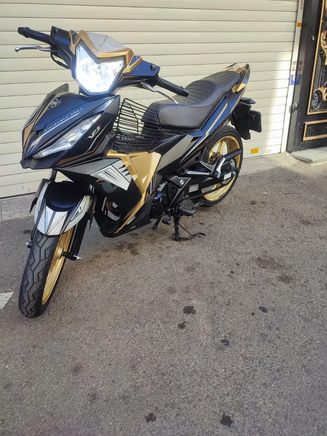 لاکی 185|موتورسیکلت|تهران, دژکام|دیوار