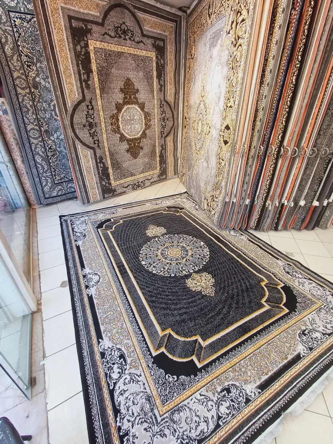 یک جفت فرش ۱۲متری نو قیمت جفت ۱۰ تومن|فرش|مشهد, سیلو|دیوار