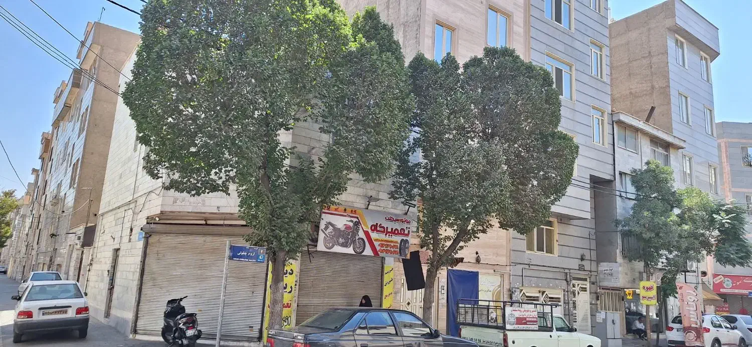 ۱۳۰متر زمین ۲باب مغازه ۲ طبقه مسکونی با جواز ساخت|فروش زمین و ملک کلنگی|تهران, شهرک ولیعصر جنوبی|دیوار
