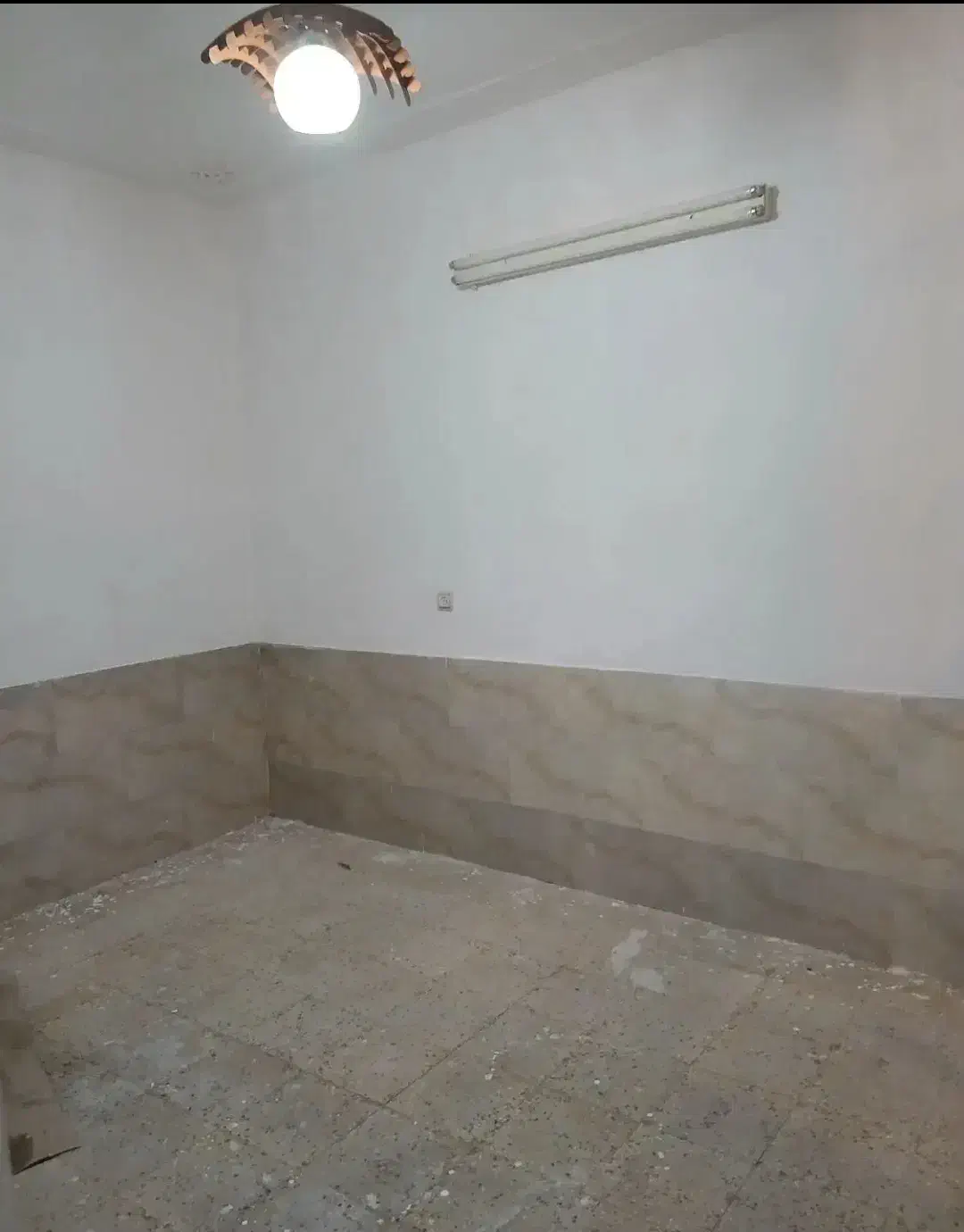 منزل دربست هم کف|اجارهٔ خانه و ویلا|شیراز, شهرک نیروی انتظامی|دیوار