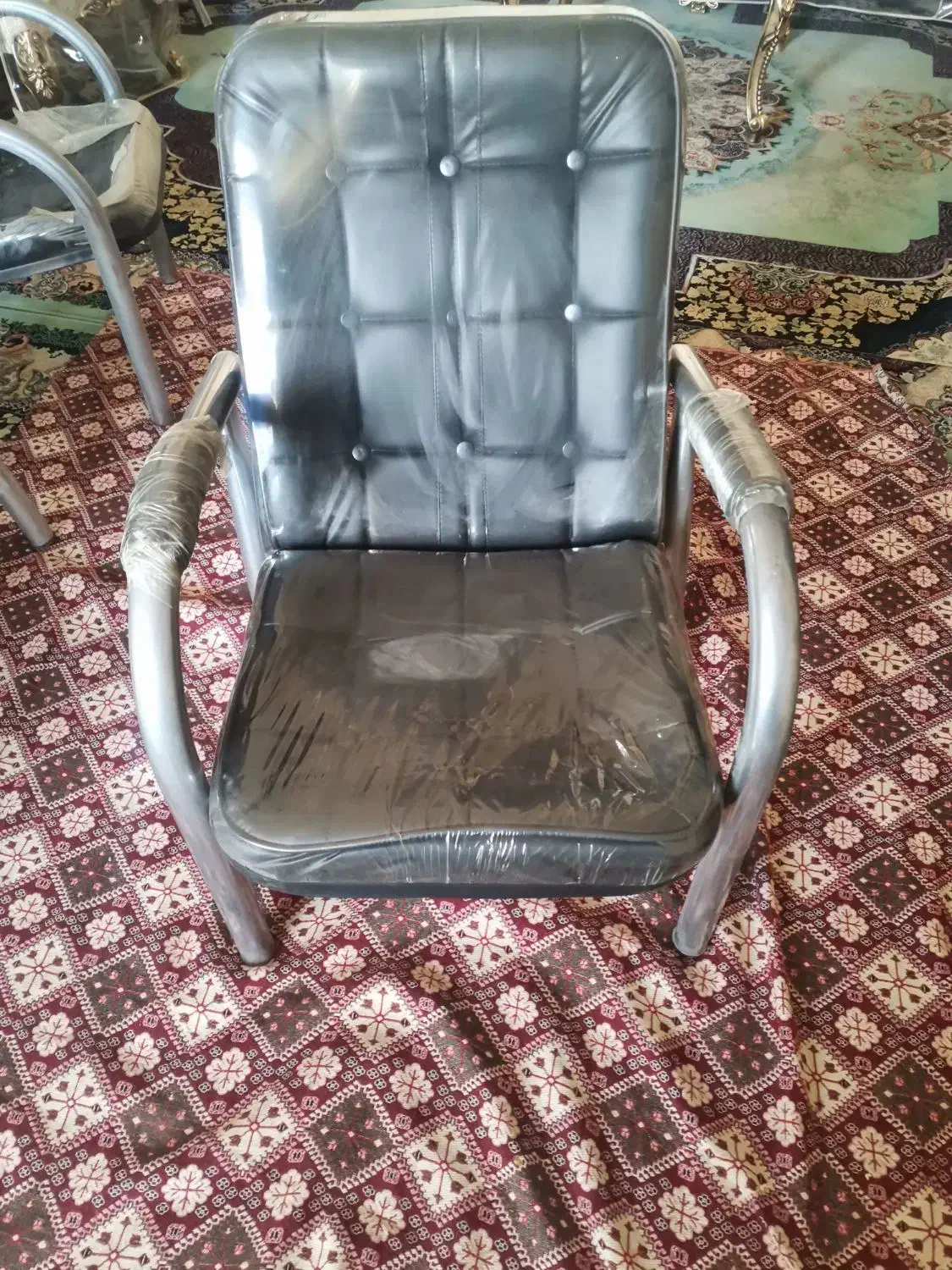 صنندلی|صندلی و نیمکت|فولادشهر, C4|دیوار