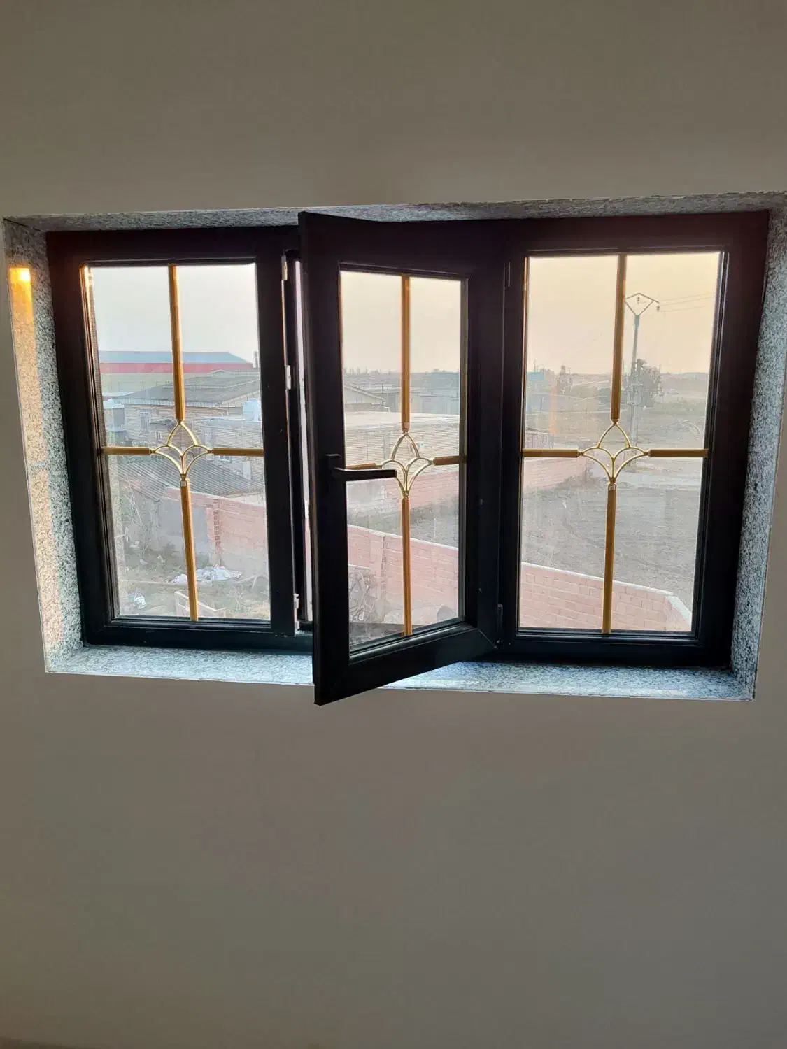 کارگاه تولید درب وپنجره دوجداره|خدمات پیشه و مهارت|آق قلا, |دیوار