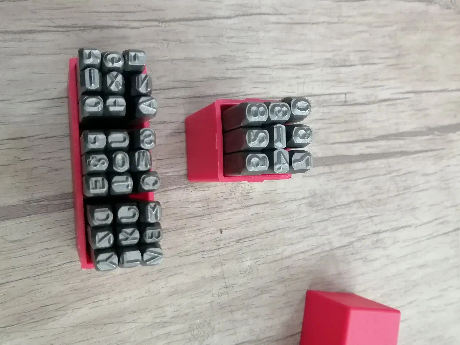 سنبه اعداد و حروف|ابزارآلات|چهارباغ, |دیوار