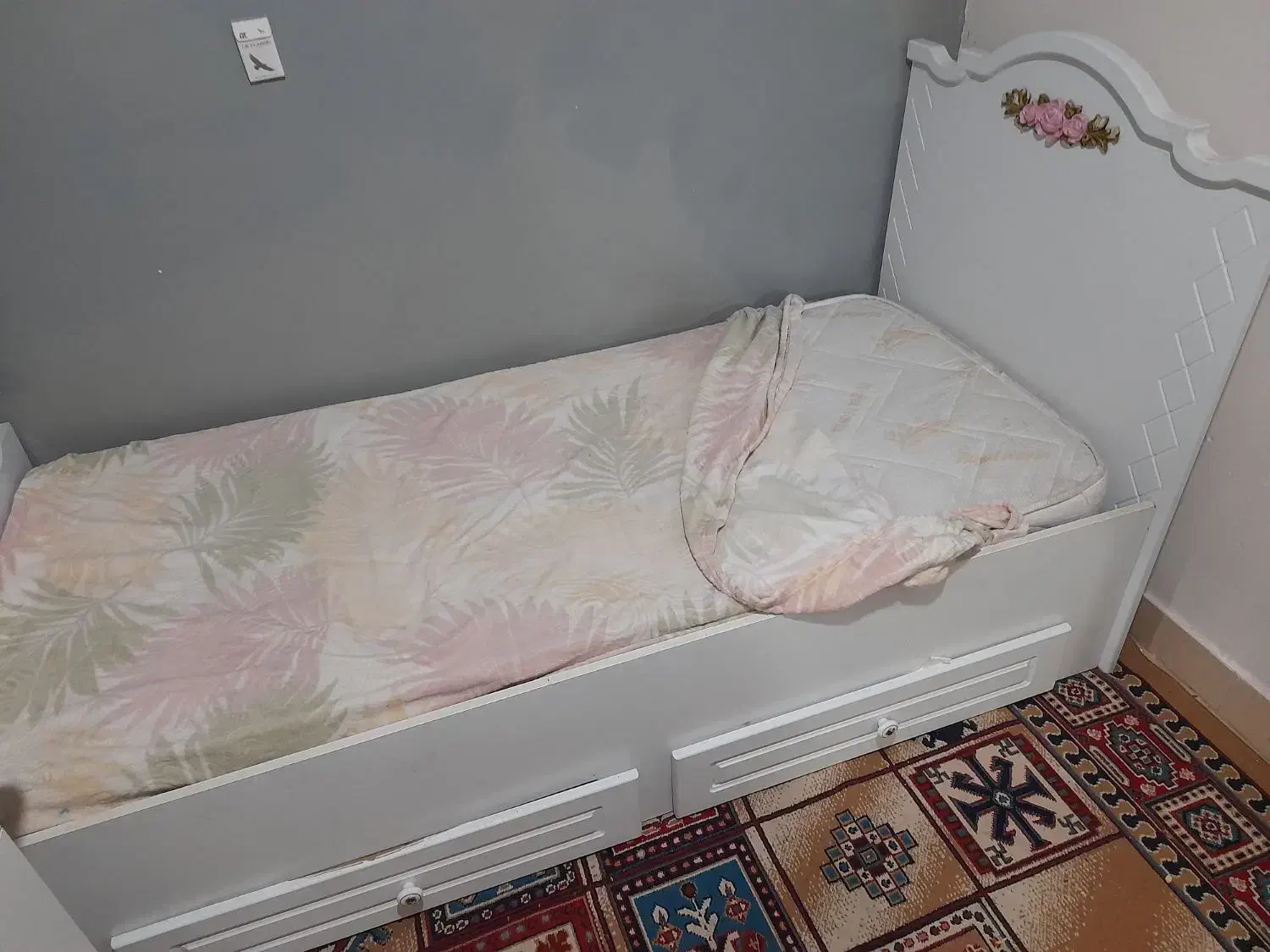 تخت نوجوان|تخت و سرویس خواب|پاکدشت, پاکدشت (مامازند)|دیوار