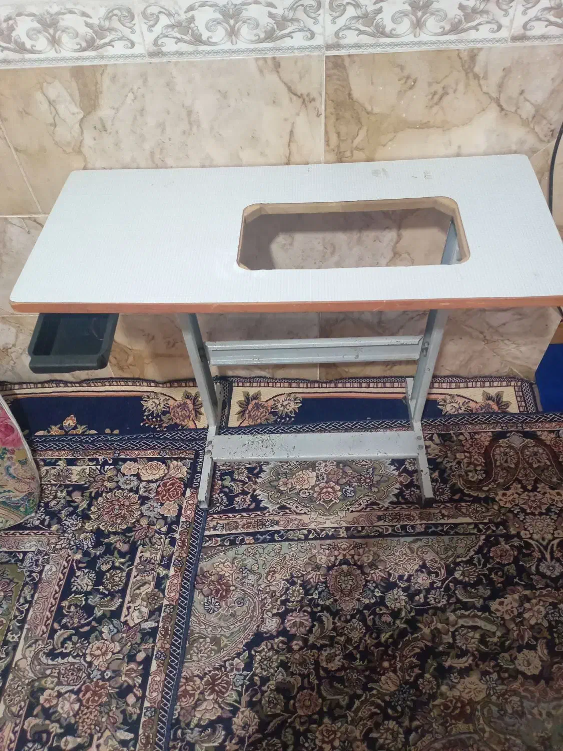 میز چرخ خیاطی|لوازم خیاطی و بافتنی|یزد, |دیوار