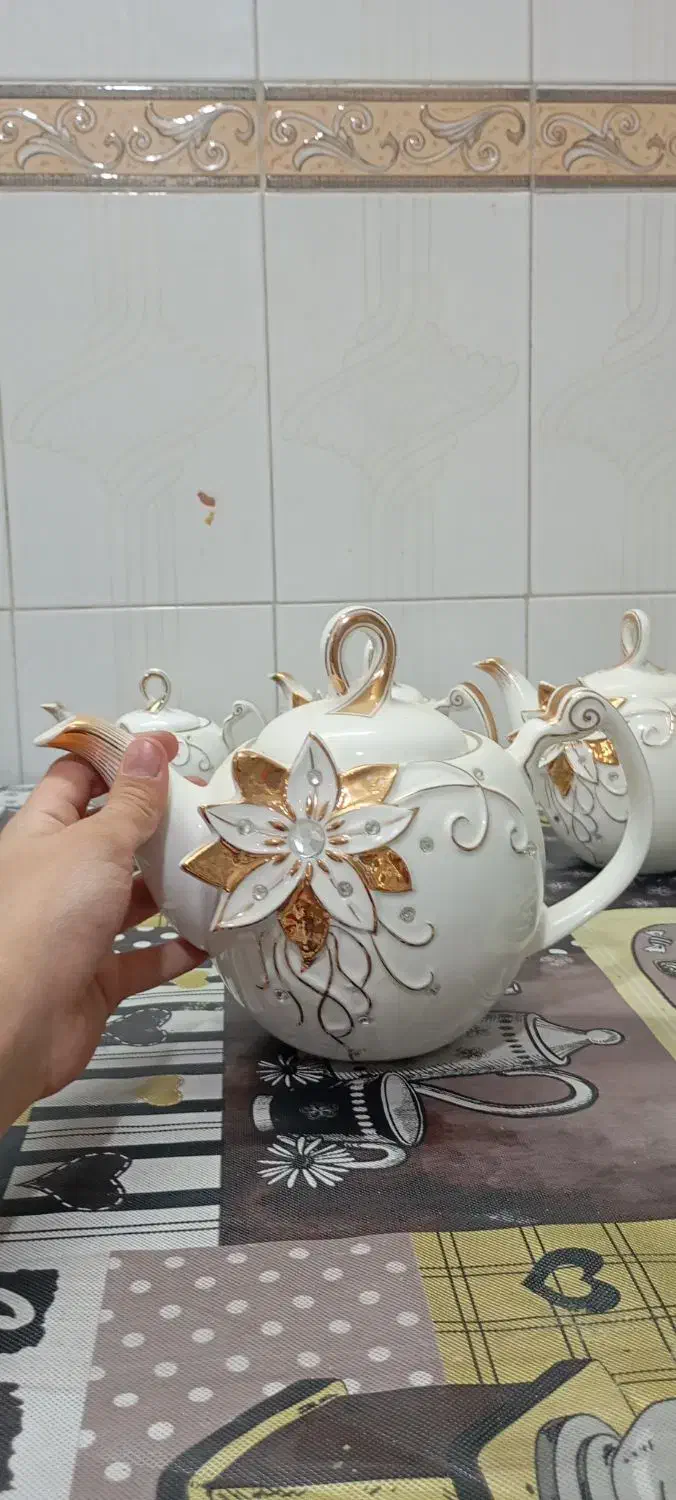 قوری دکوری|قوری، کتری، قهوه‌ساز دستی|خمینی‌شهر, |دیوار