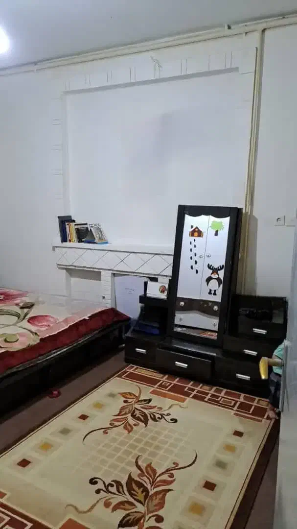 واحد ۹۰متری مستغلاتی حیدری شمالی طبقه همکف