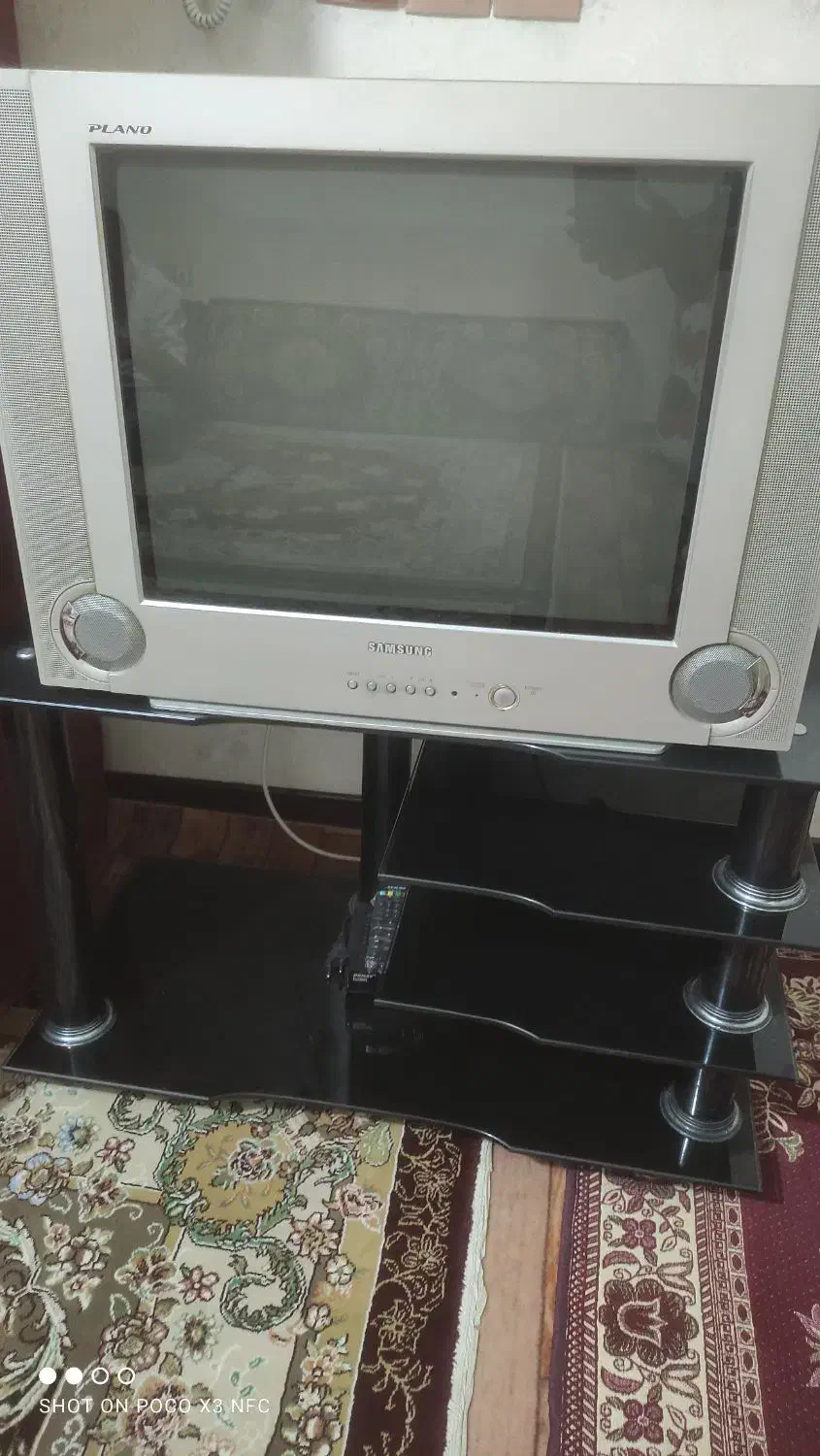 تلویزیون و زیر تلویزیون|تلویزیون و پروژکتور|سنندج, |دیوار