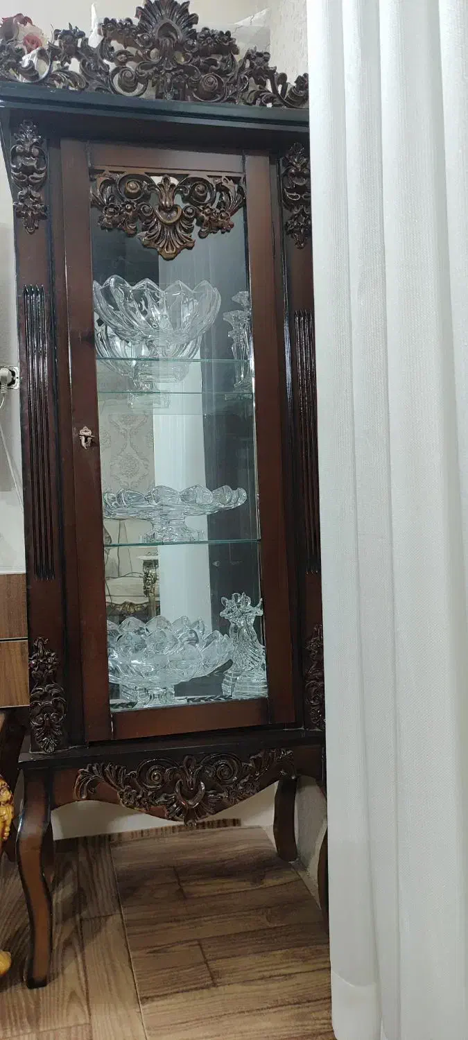 بوفه چوبی|بوفه، ویترین، کنسول|اقبالیه, |دیوار