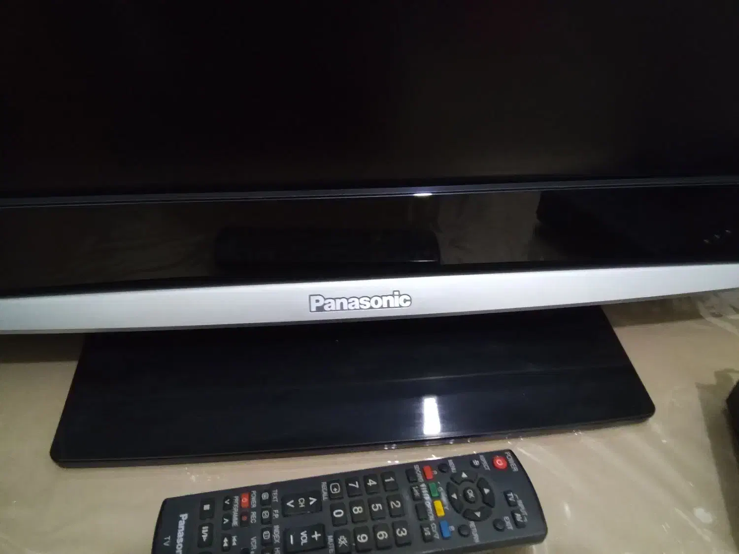 تلویزیون ۳۲ پاناسونیک اصل ژاپن|تلویزیون و پروژکتور|قرچک, باقرآباد|دیوار