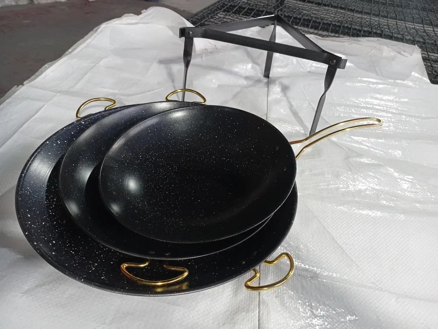 ساج جنگلی|ظروف پخت‌وپز|ورامین, خیر آباد|دیوار