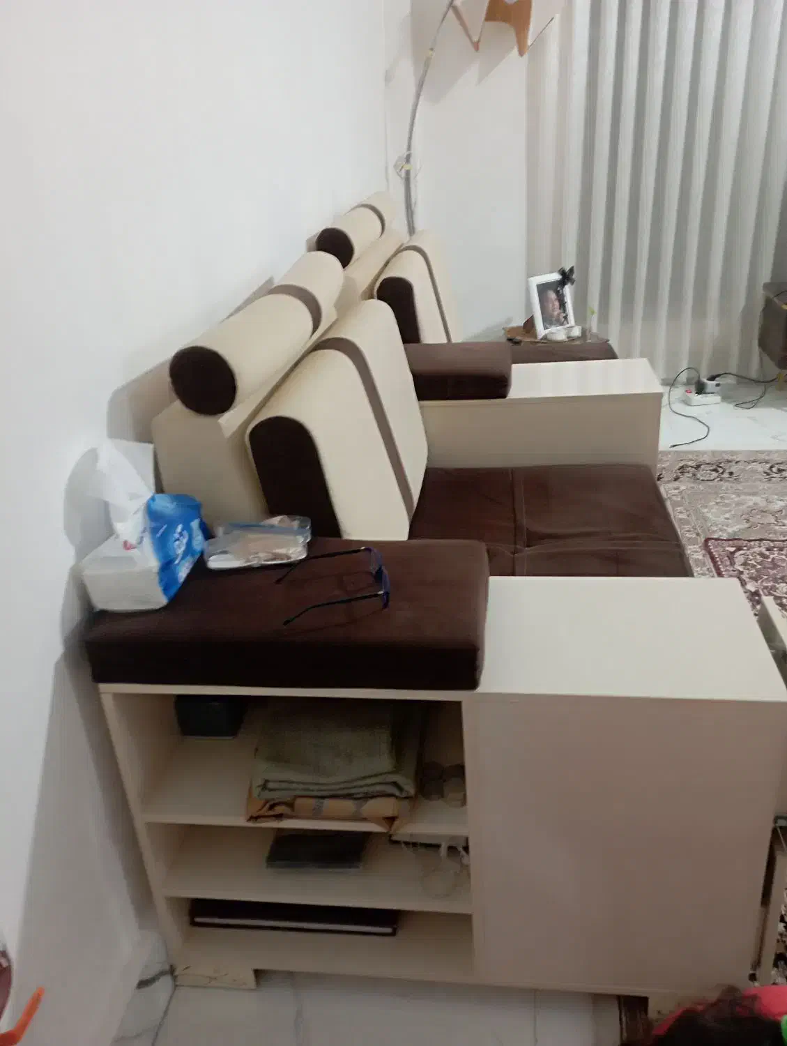 مبل راحتی و خوشخواب یک نفره دوعدد|مبلمان خانگی و میز عسلی|مشهد, دهشک|دیوار