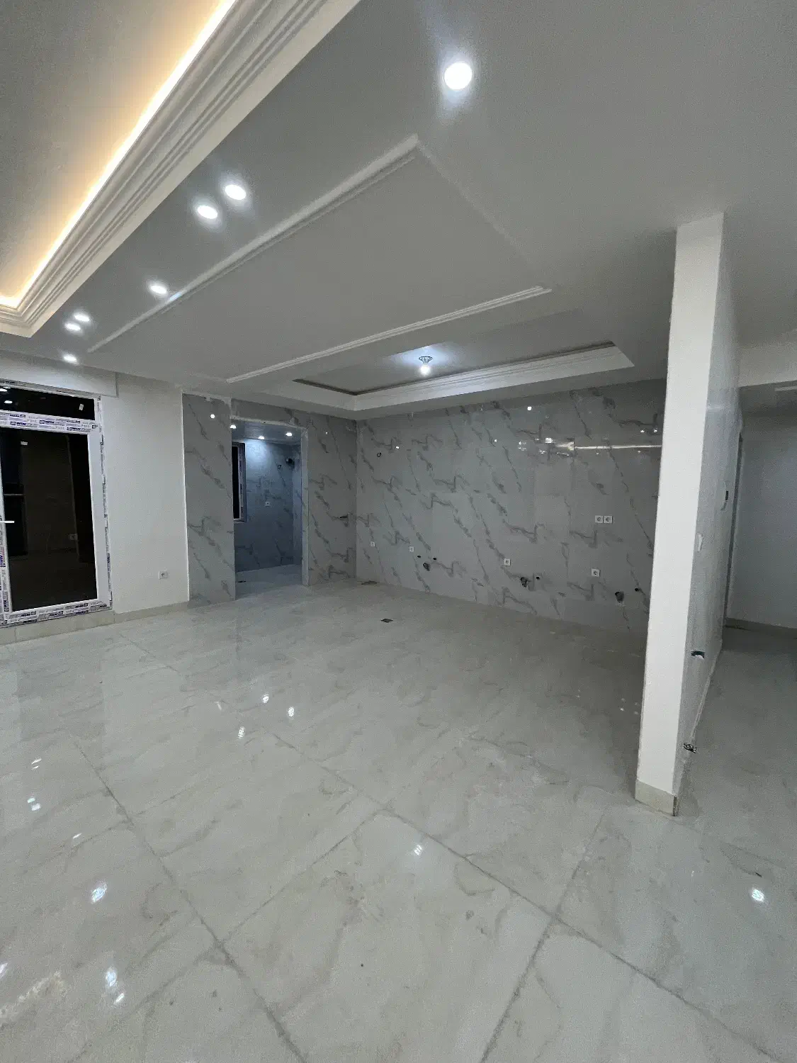 ۱۶۰مترتک واحدی پاسداران|فروش آپارتمان|ایلام, |دیوار