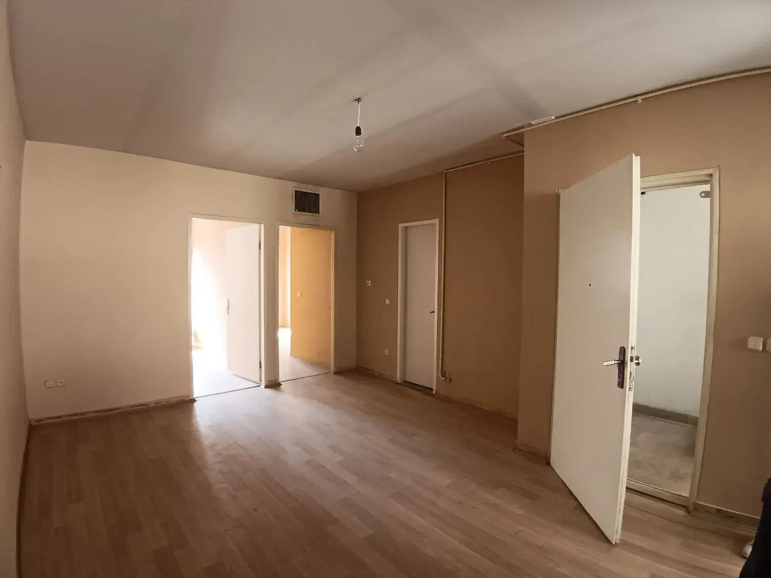 60 متری دو خوابه / نزدیک مترو و تیراژه دو|فروش آپارتمان|تهران, گرگان|دیوار