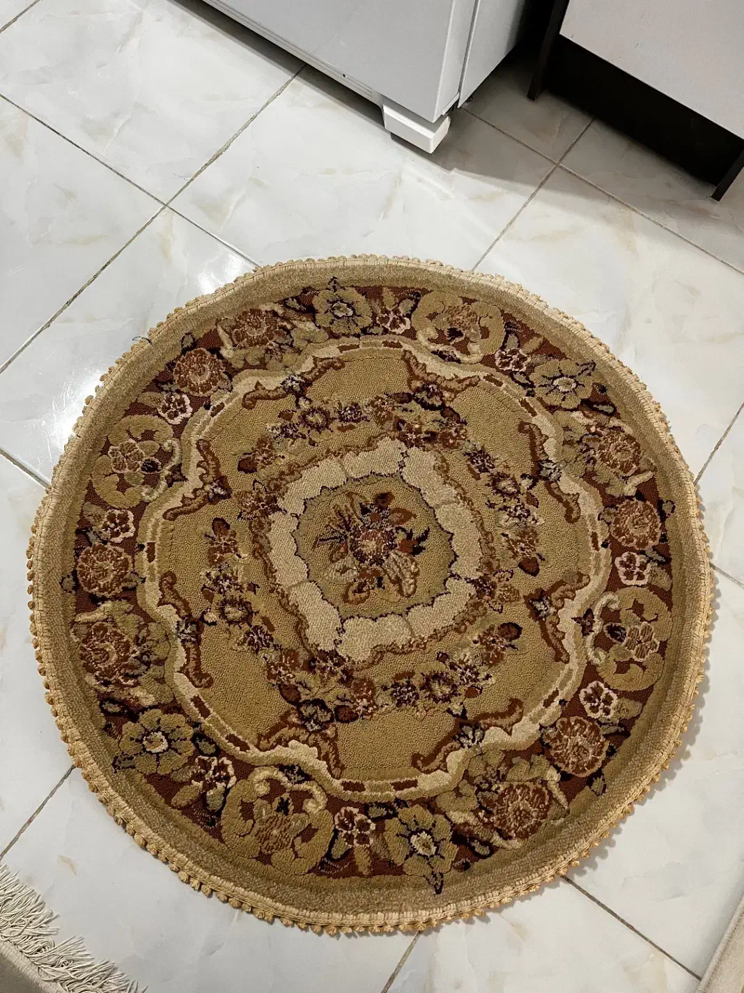 فرش گرد|گلیم، جاجیم، گبه|بندر انزلی, عباس آباد|دیوار