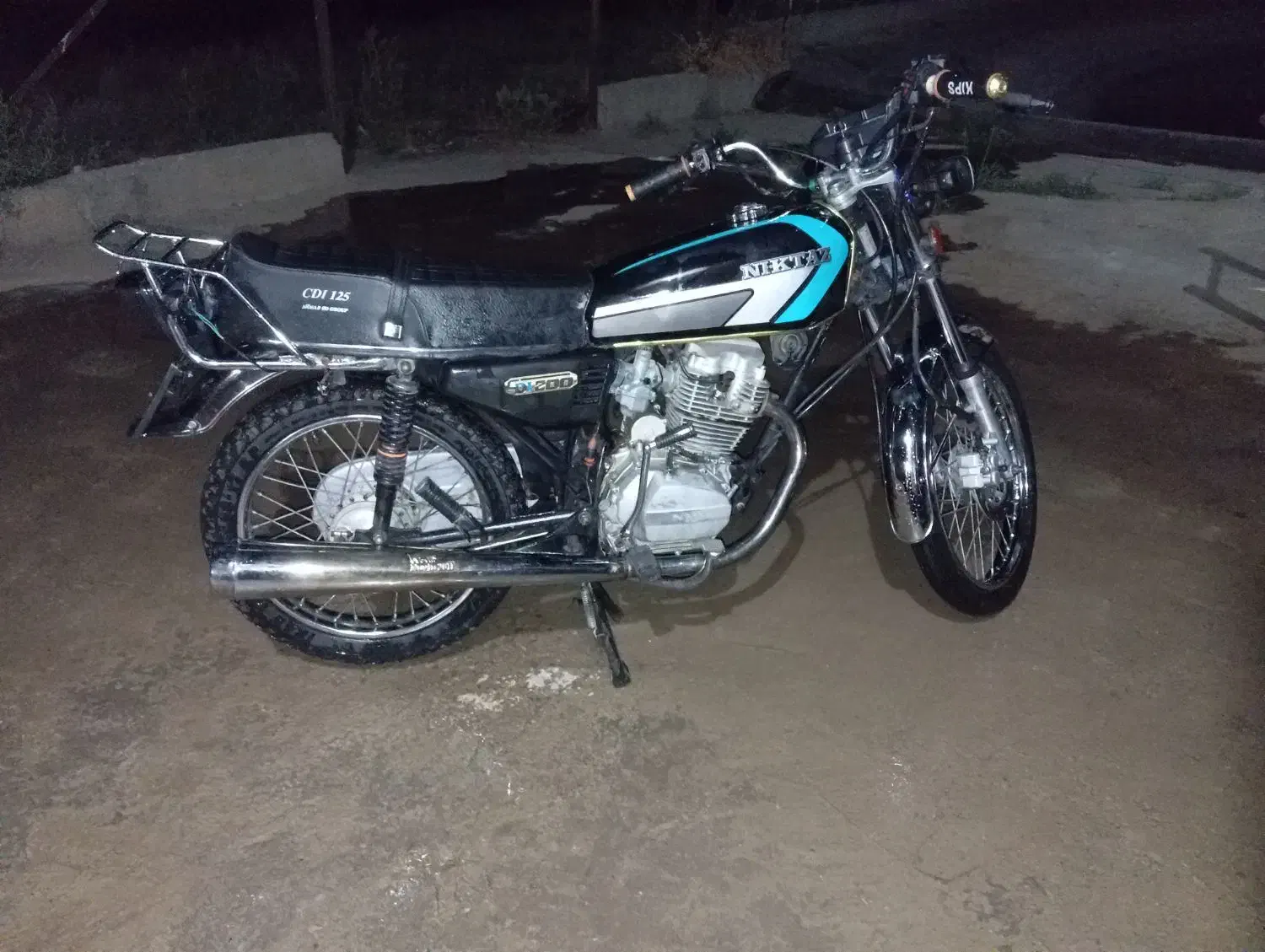 موتور ۲۰۰ مودل ۹۲ سالم تمیز مزاعده ای|موتورسیکلت|بشاریات, |دیوار