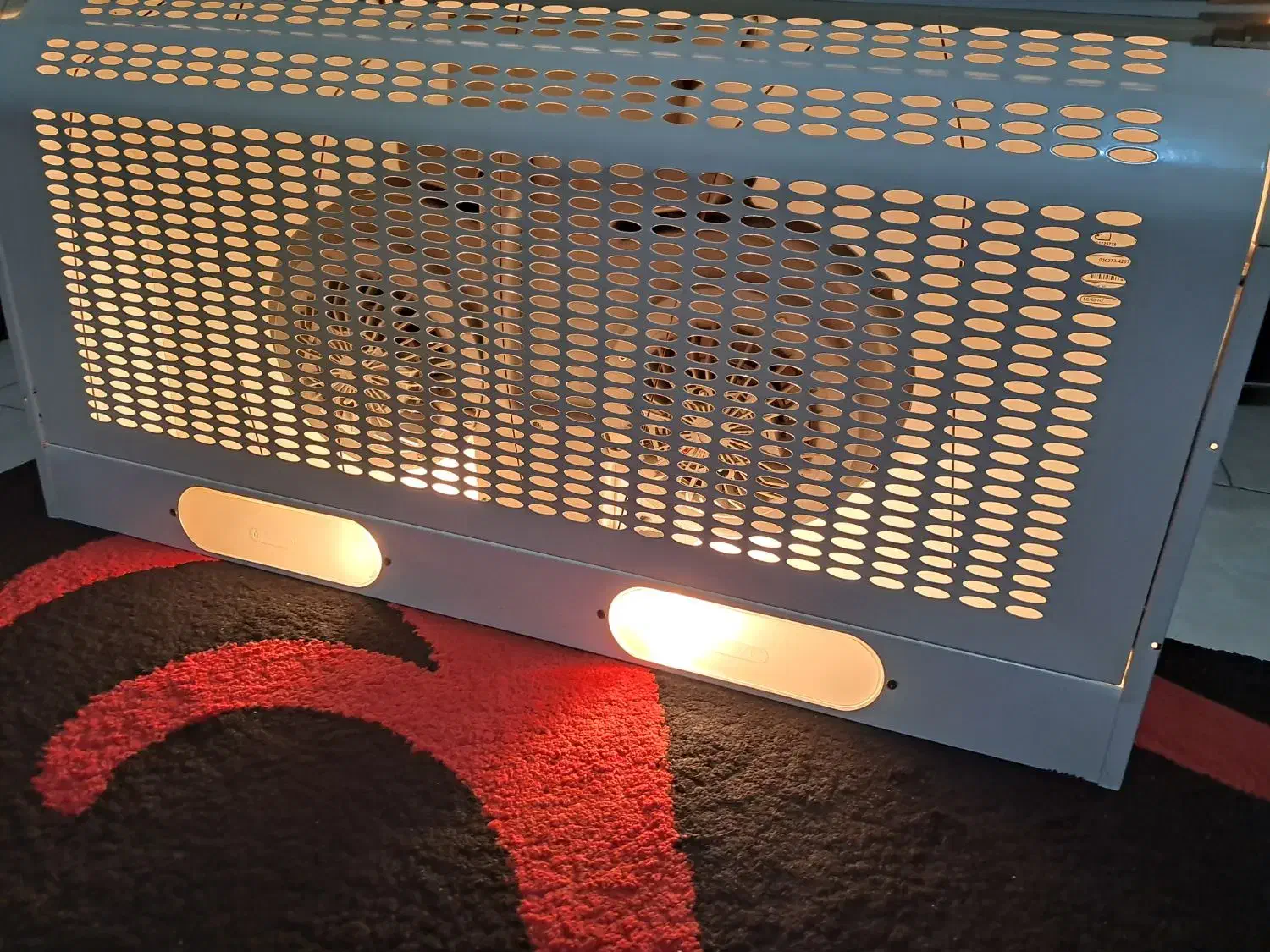 هود کن|هود|رشت, پل تالشان|دیوار