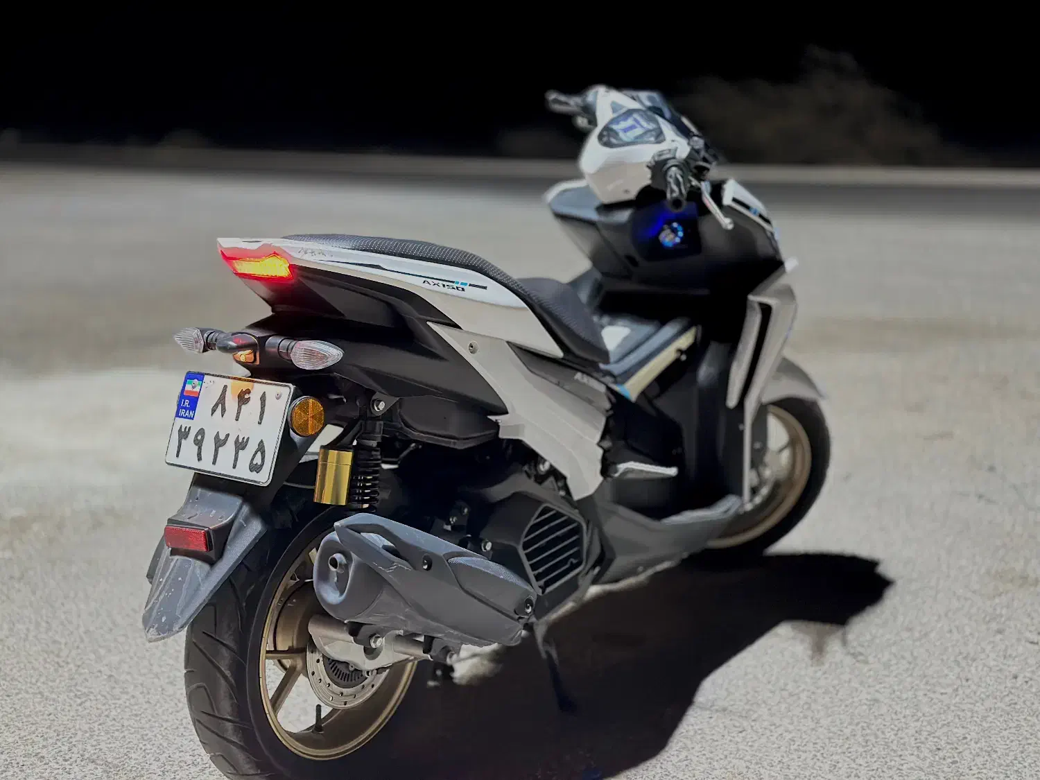 موتور آیروکس ۱۵۵|موتورسیکلت|بندرعباس, |دیوار