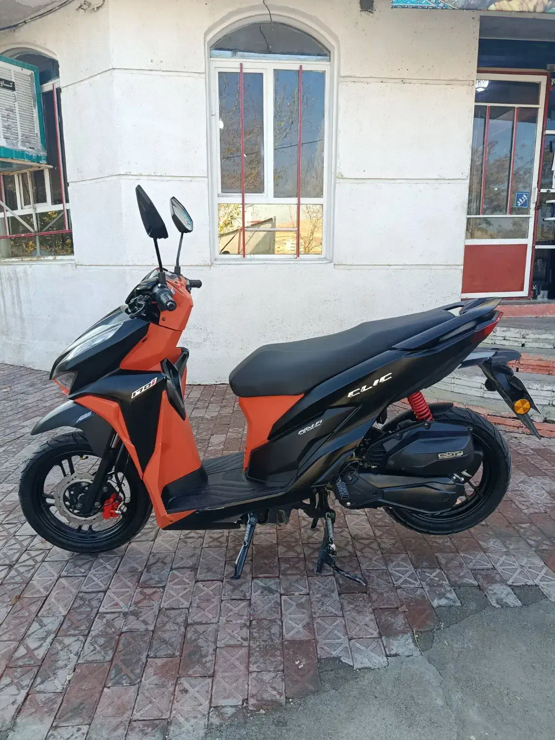 موتور کلیک ۱۷۰سی سی .مدل ۱۴۰۴.در حد خشک .|موتورسیکلت|بیجار, |دیوار