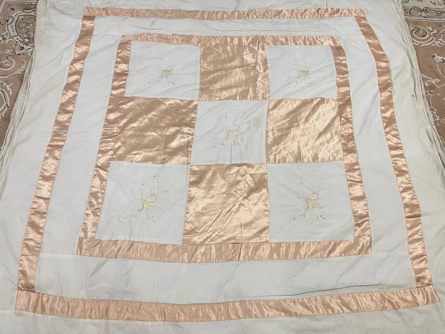 تشک وملافه|رختخواب، بالش، پتو|اصفهان, بهارستان|دیوار