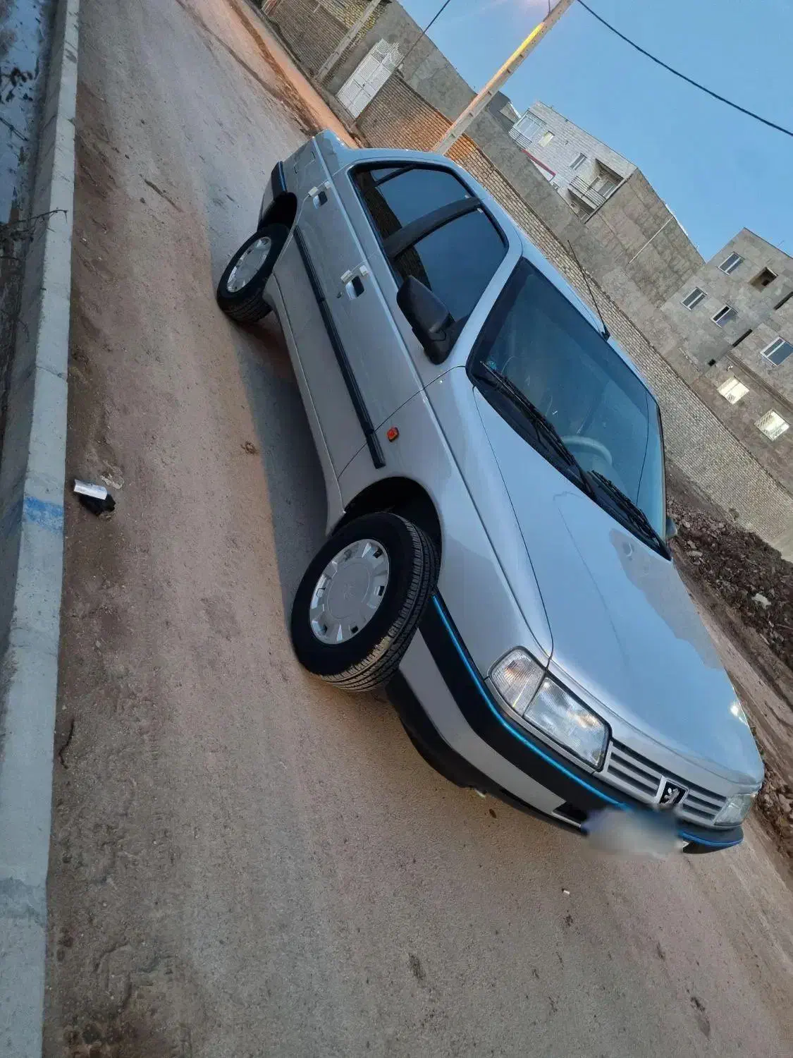 پژو ۴۰۵ مدل ۹۸|خودرو سواری و وانت|ابهر, |دیوار