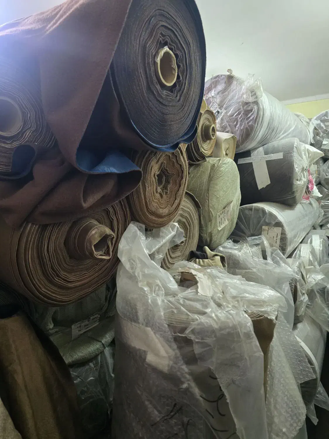 پارچه مبلی خارجی وایرانی|عمدهفروشی|انبارآلوم, |دیوار