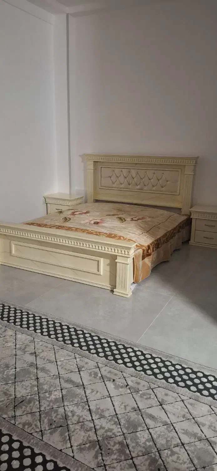 سرویس خواب دونفره|تخت و سرویس خواب|یزد, |دیوار