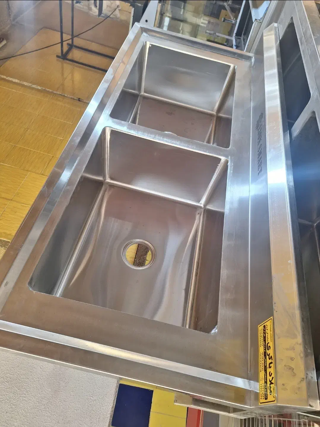 سینک وان استیل وارداتی ورق سنگین درجه یک|کافیشاپ و رستوران|ساری, |دیوار