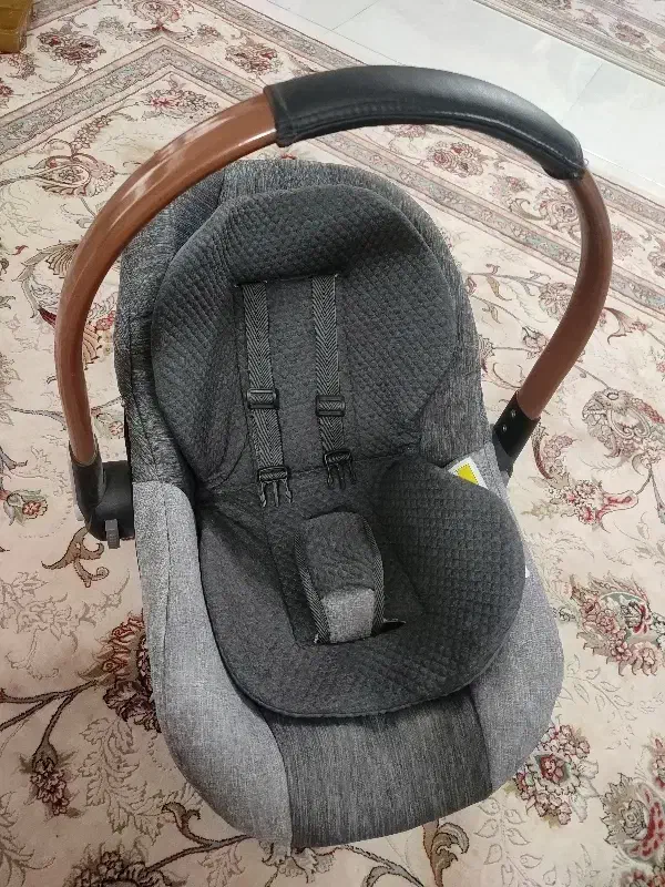 کریر در حد نو|کالسکه و لوازم جانبی|اصفهان, گرکان|دیوار