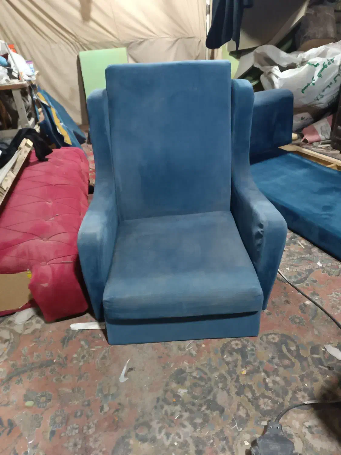 تولید و تعمیر مبلمان|مبلمان خانگی و میز عسلی|چناران, |دیوار