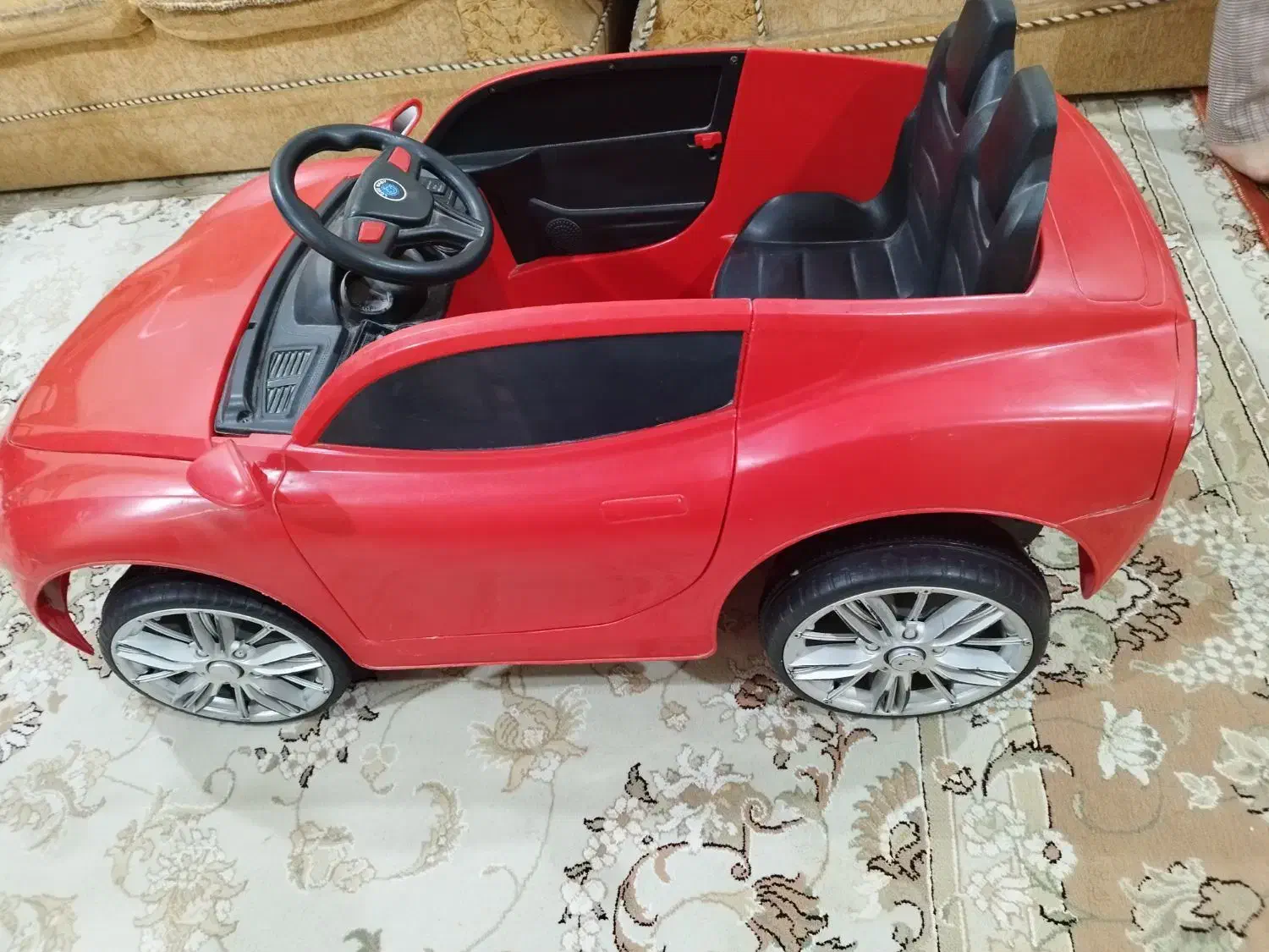 ماشین شارژی بچه ها|اسباب‌بازی بچه|اهواز, کوی فرهنگیان ۱|دیوار