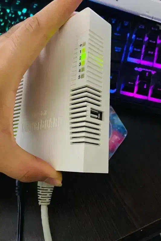 روتر بی سیم میکروتیک مدل RB951Ui-2HnD|مودم و تجهیزات شبکه|گرگان, |دیوار