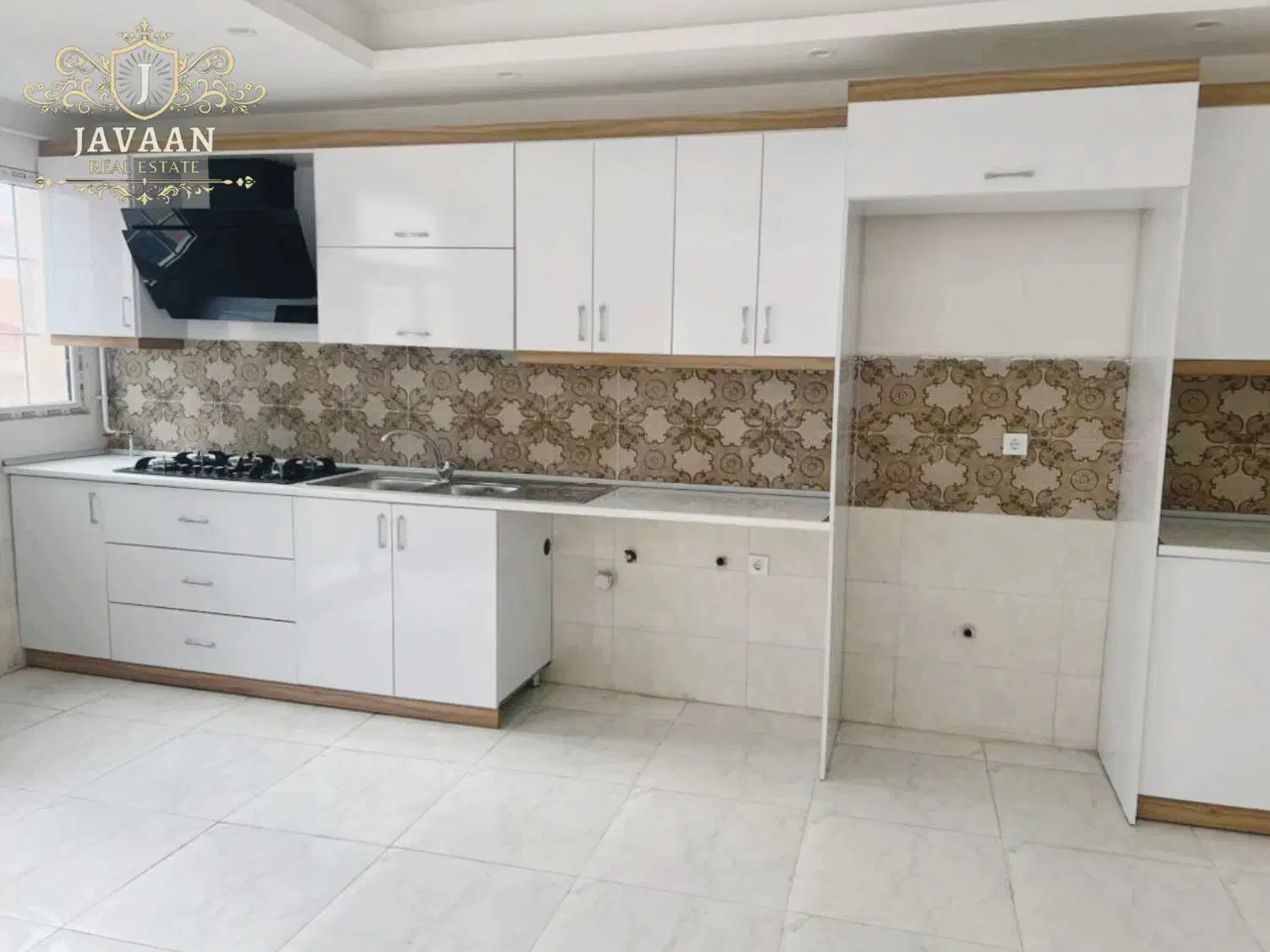 فروش سنددار ۱۳۰ متری ۳ خواب ، استقامت شهید رجایی|فروش آپارتمان|رشت, استقامت ۱|دیوار