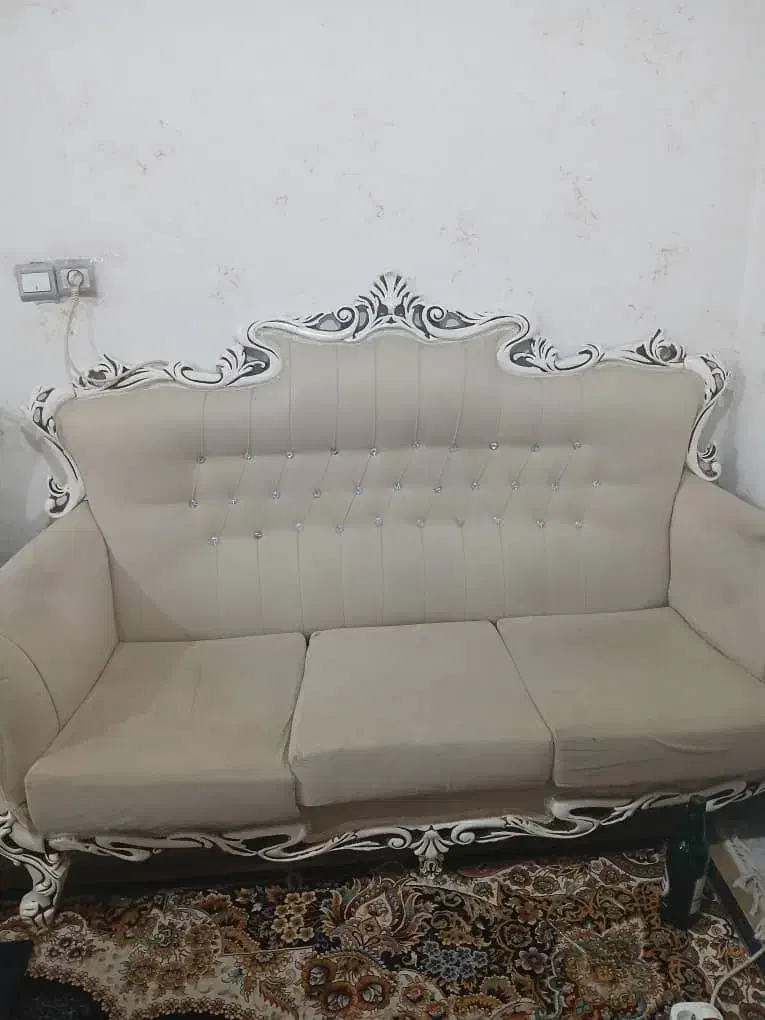 مبل ۷ نفر ۵ سال کار سالم|مبلمان خانگی و میز عسلی|اهواز, زیباشهر|دیوار