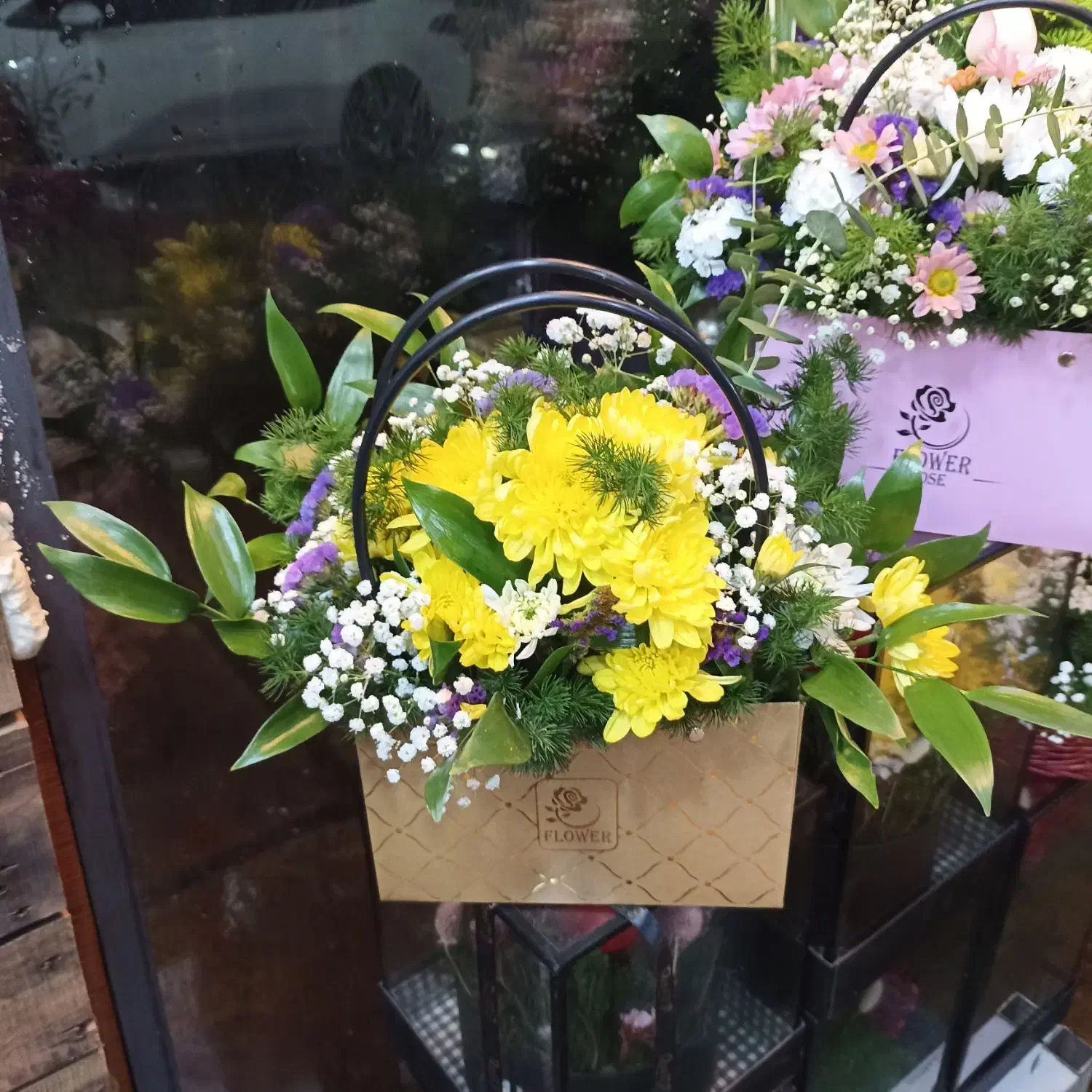 باکس گل هدیه زیبا ویژه روز مادر - ارسال سریع|گل و گیاه طبیعی|تهران, تهرانپارس غربی|دیوار