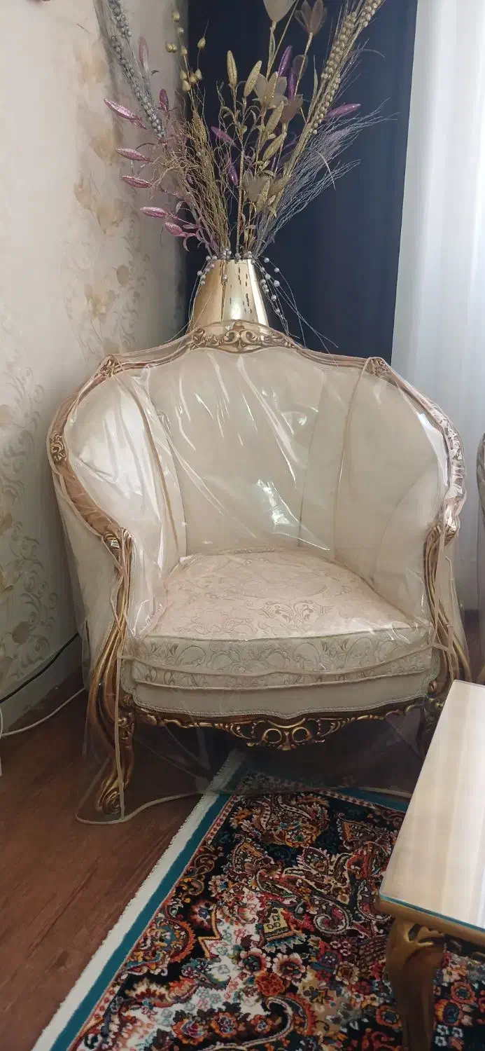 مبل کلاسیک زمرد ۹نفره|مبلمان خانگی و میز عسلی|الوند, |دیوار