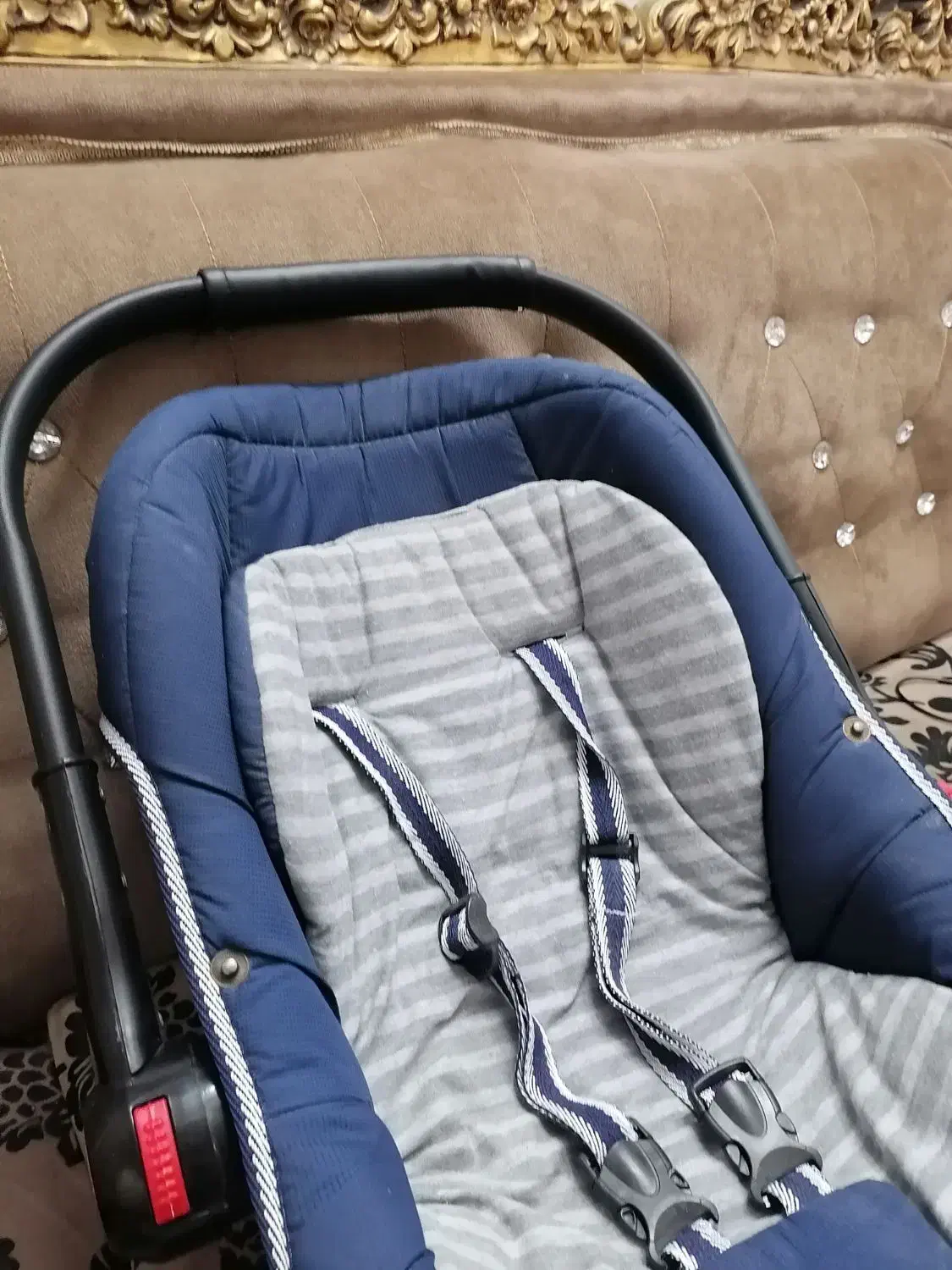 کریر|کالسکه و لوازم جانبی|قم, پامنار|دیوار