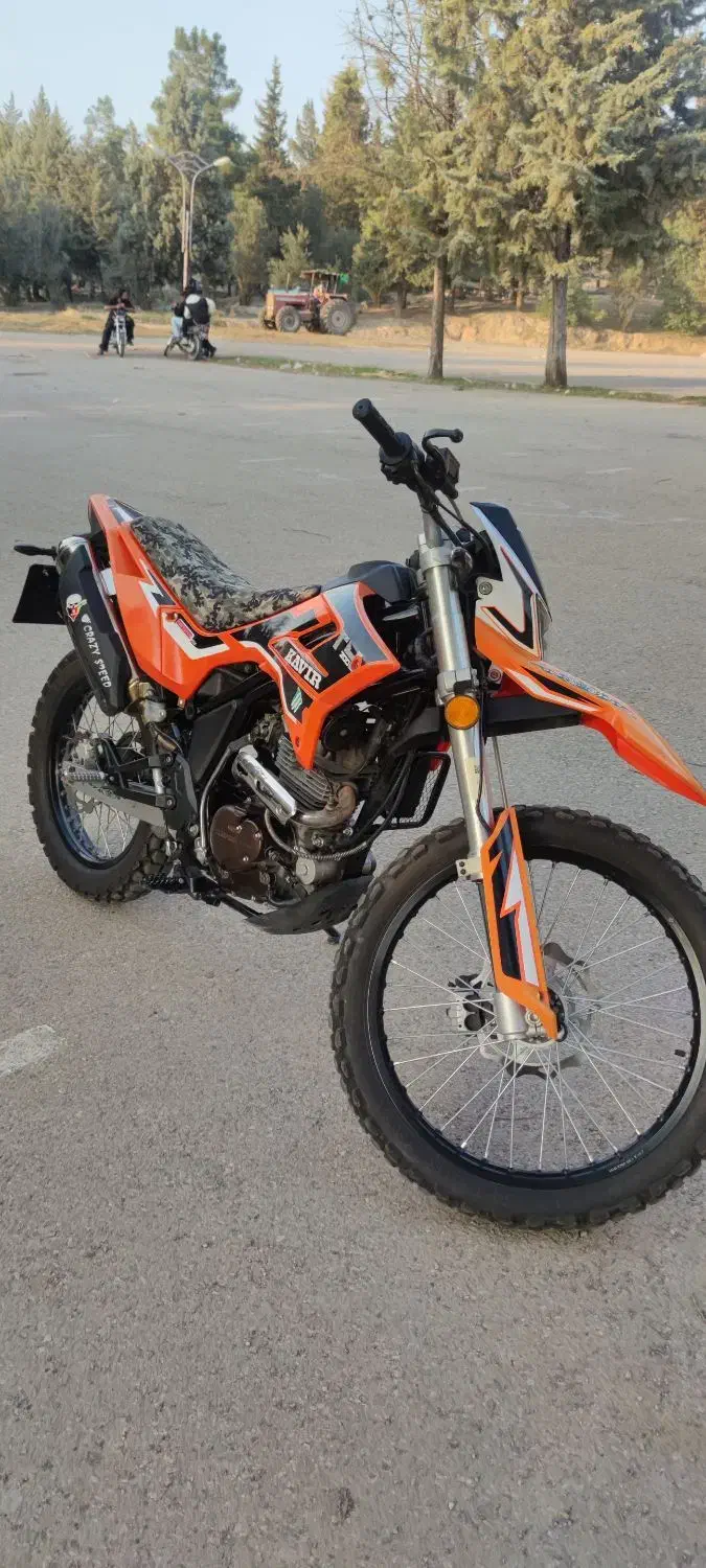 تریل t4  در حد صفر|موتورسیکلت|گنبد کاووس, |دیوار