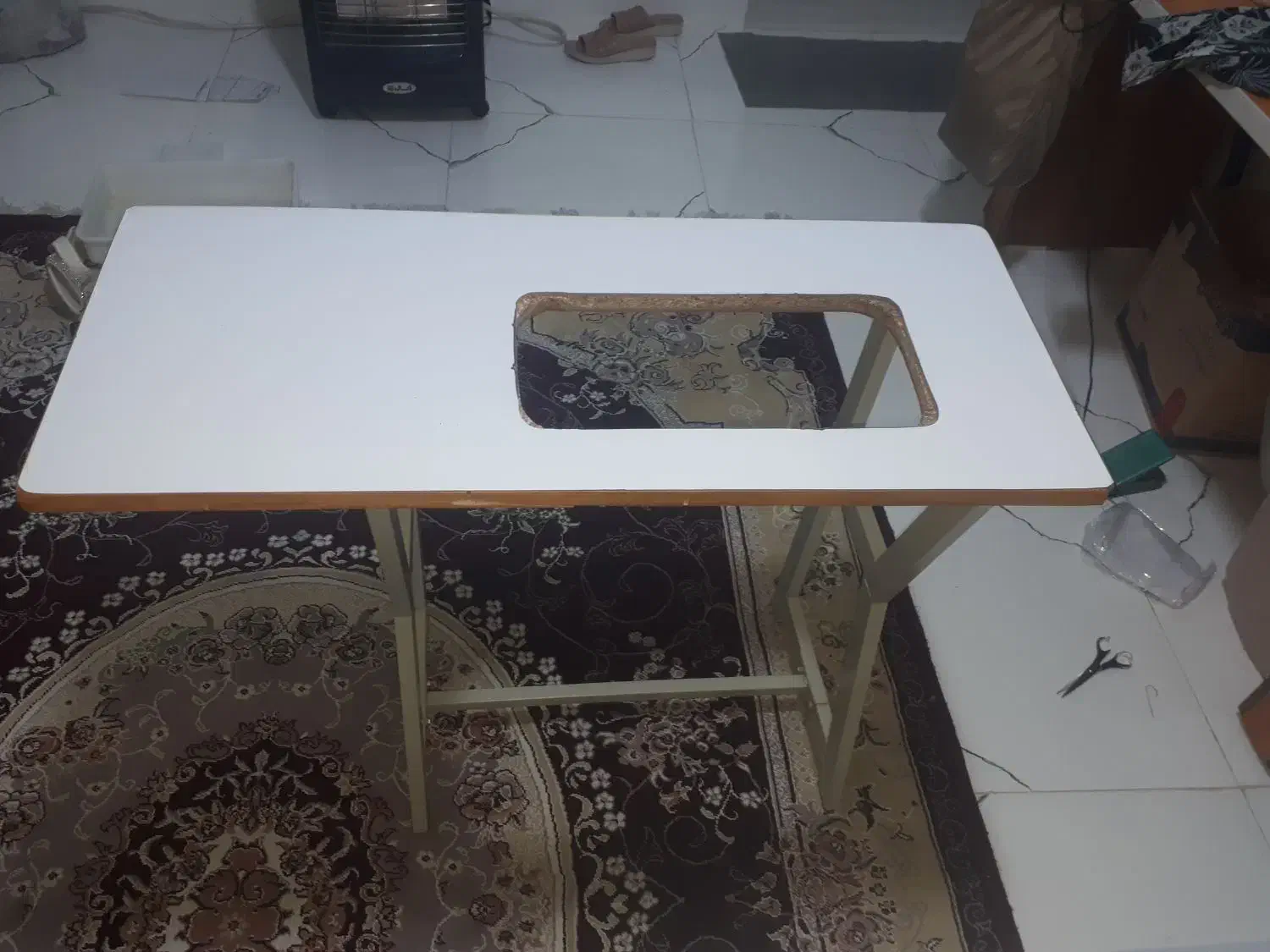 میز خیاطی|لوازم خیاطی و بافتنی|اسلام‌شهر, شهرک امام حسین (میان آباد)|دیوار